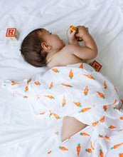 Organic Breathable First Foods Baby Swaddle Set