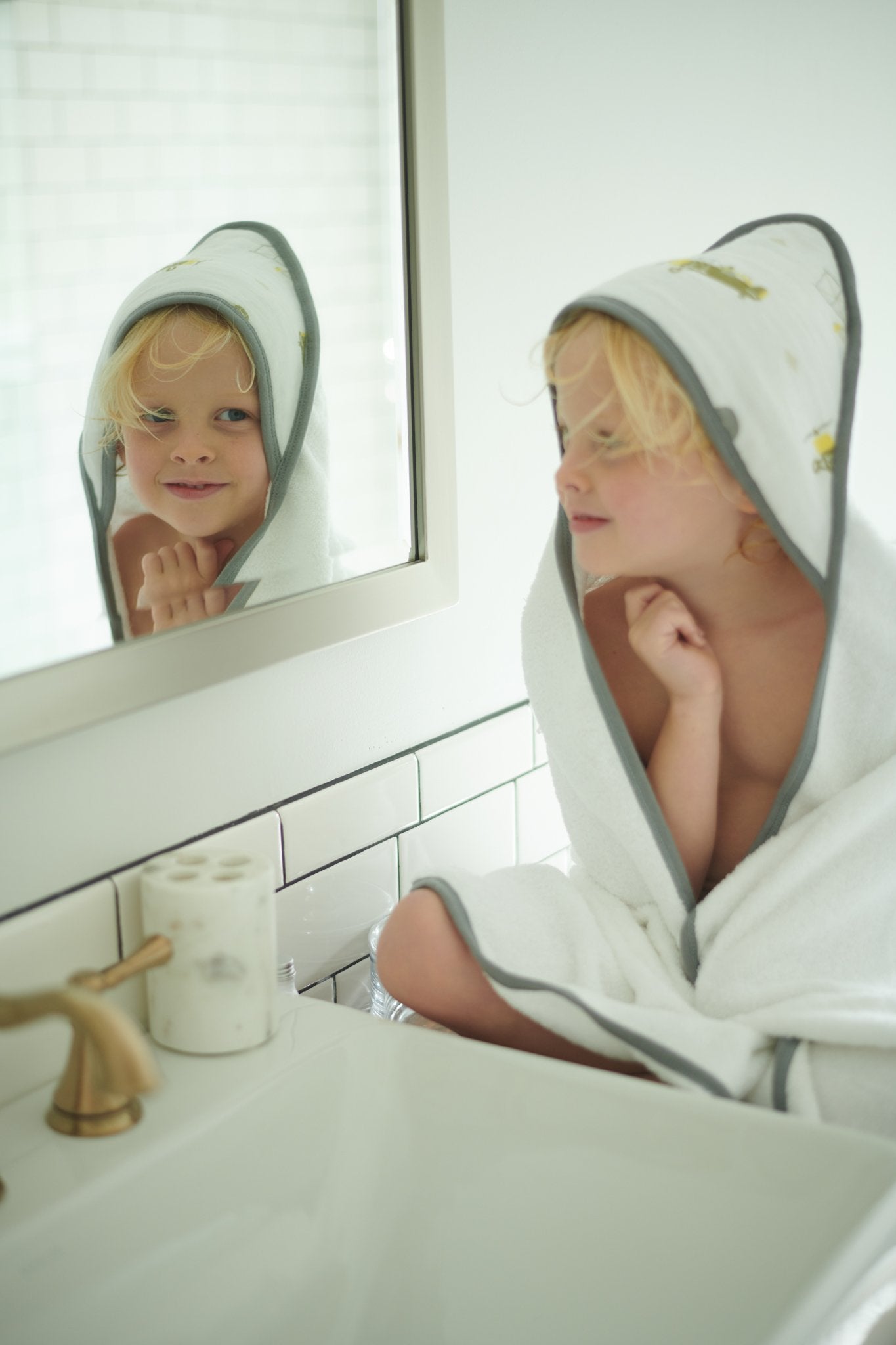 Flying Elephant Cotton Hooded Towel and Washcloth Set