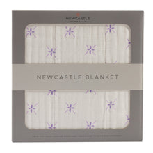 Watercolor Star and White Bamboo Muslin Newcastle Blanket