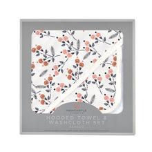 Floral Bamboo Hooded Dahlia Towel and Washcloth Set