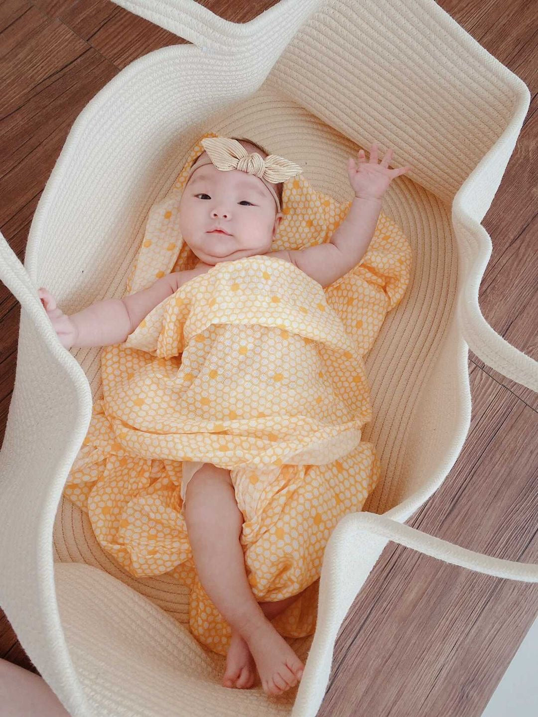 Organic Breathable Soft Cotton Hive Baby Swaddle